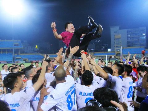 Hà Nội T&T phi thường quá!